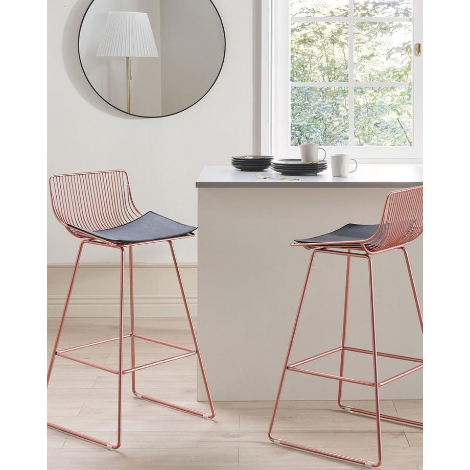 Beliani Set mit 2 Barstühlen aus Stahl  FREDONIA  