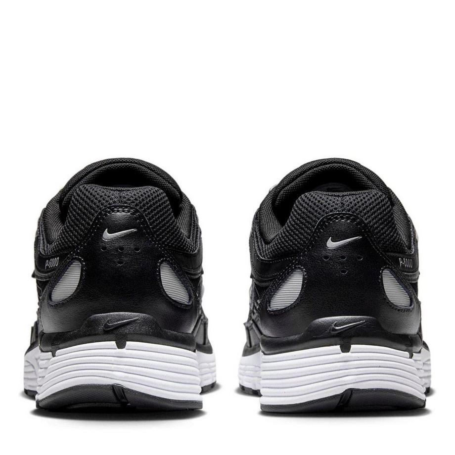 NIKE P6000 Scarpe Sportive Suola Spessa  