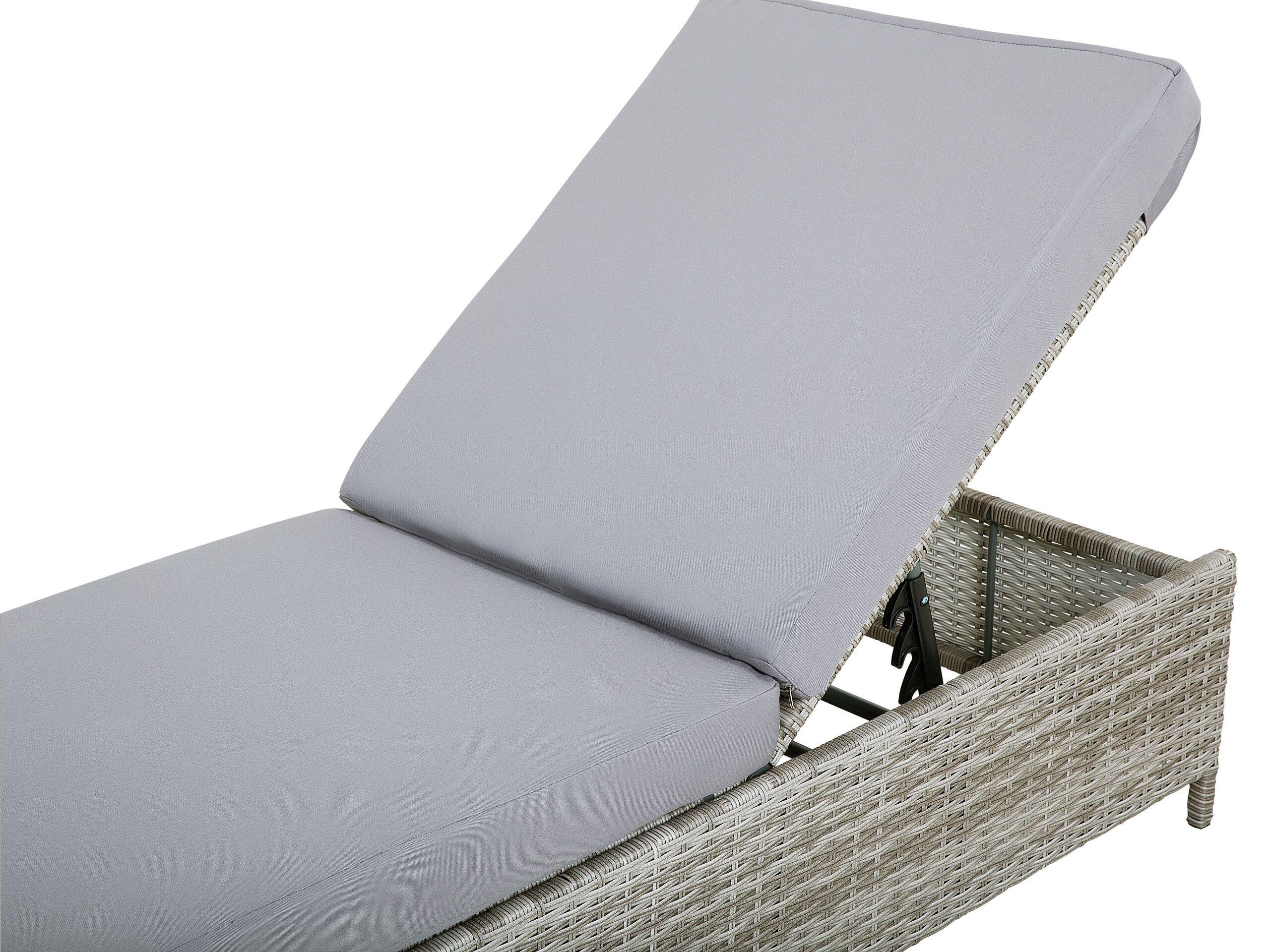 Beliani Transat avec coussin en Polyrotin Boho TURIN  