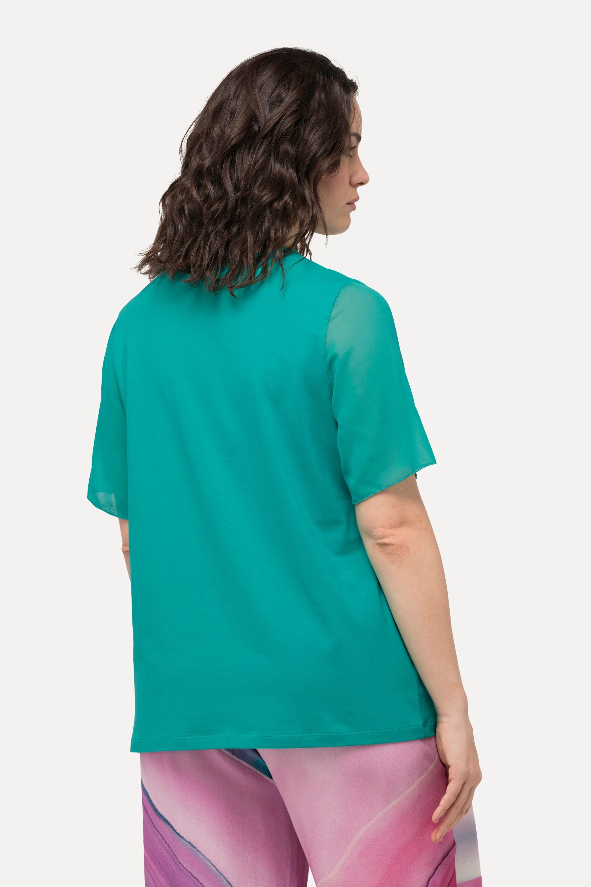 Ulla Popken  T-shirt con rifinitura di chiffon, scollo a V e mezze maniche di chiffon 