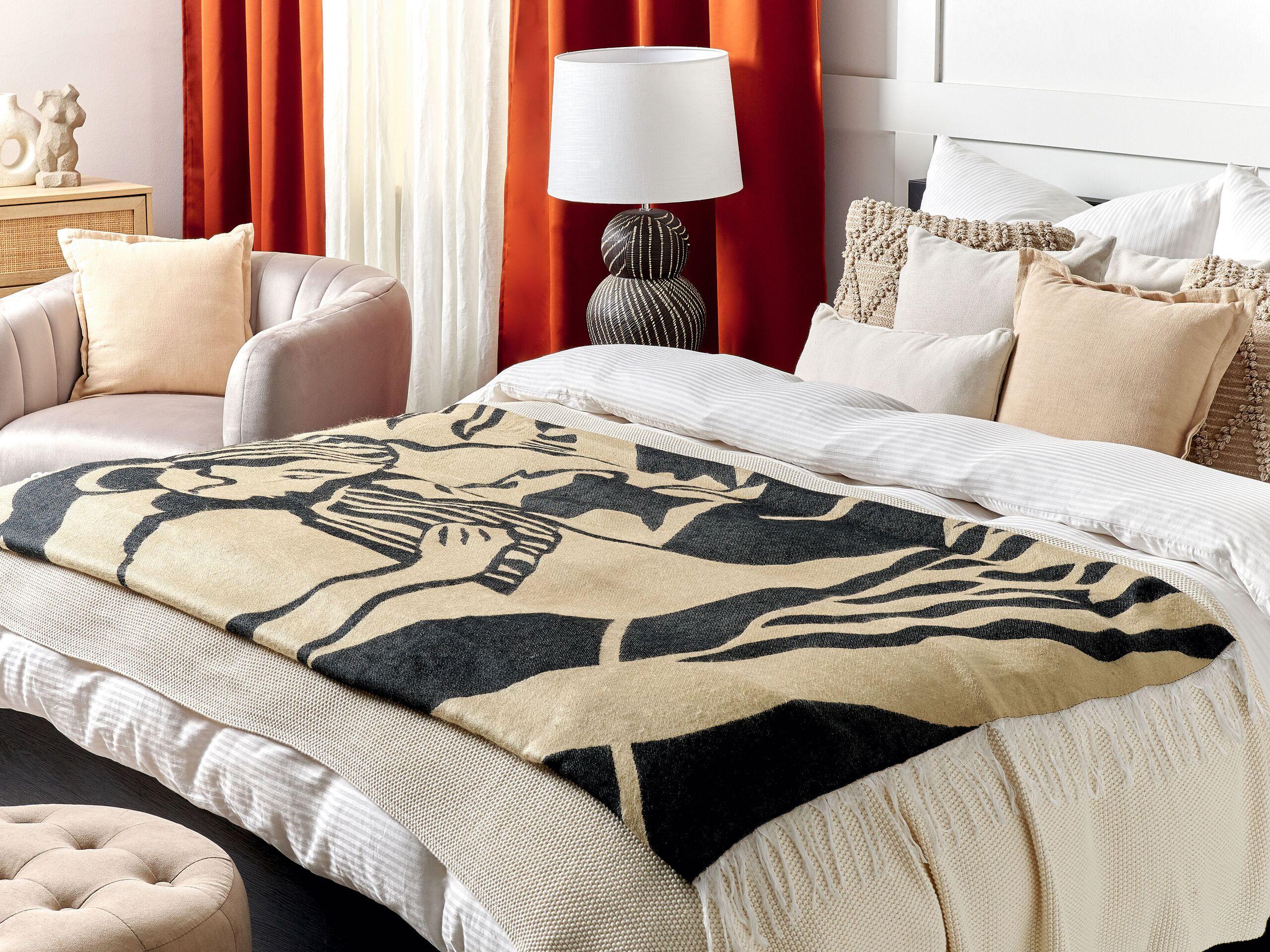 Beliani KUDIYA Coperta in Acrilico Boho  