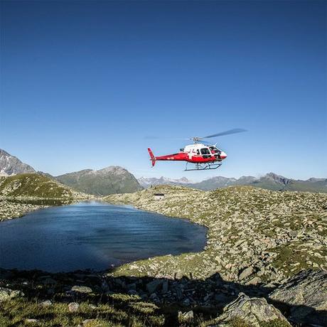 Geschenkidee  Helikopterflug im Prättigau (1-5 Personen) 