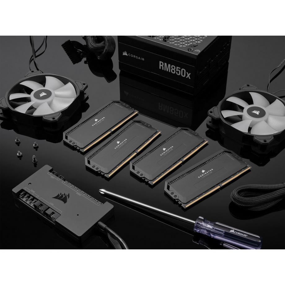 Corsair  Dominator CMT64GX5M2B6400C32 Speichermodul 64 GB 2 x 32 GB DDR5 6400 MHz 