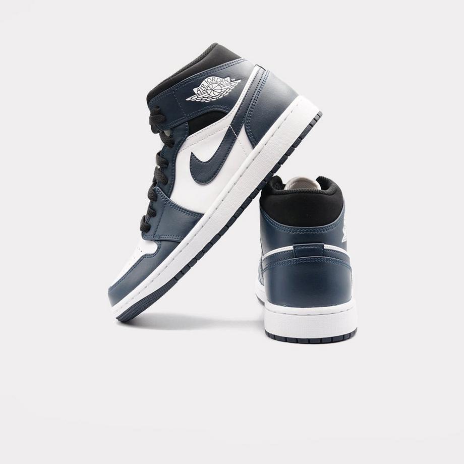 NIKE  Air Jordan 1 - Mid Armory Navy 