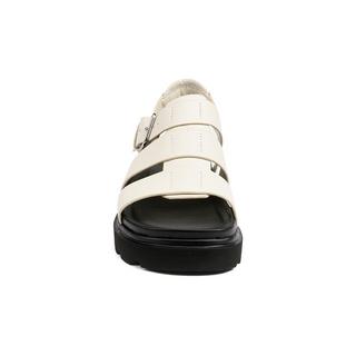 UGG  W Capitelle Strap-36 