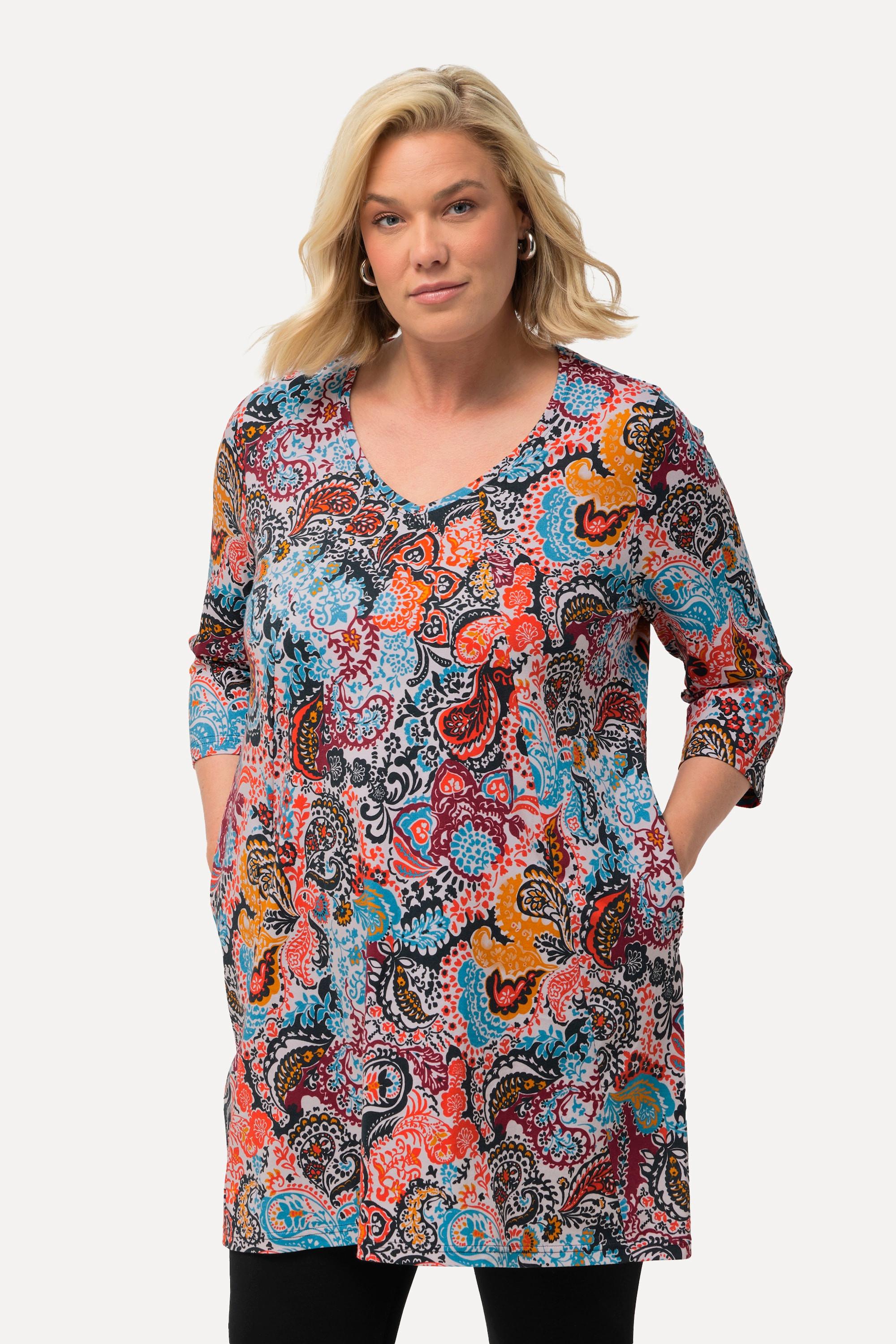 Ulla Popken  Maglia dal taglio lungo e svasato con Paisley, scollo a V e maniche a 3/4 