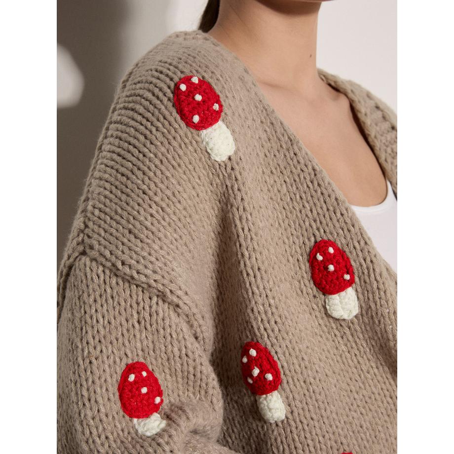 APRICOT Cardigan a maglia grossa con applicazione fungo  