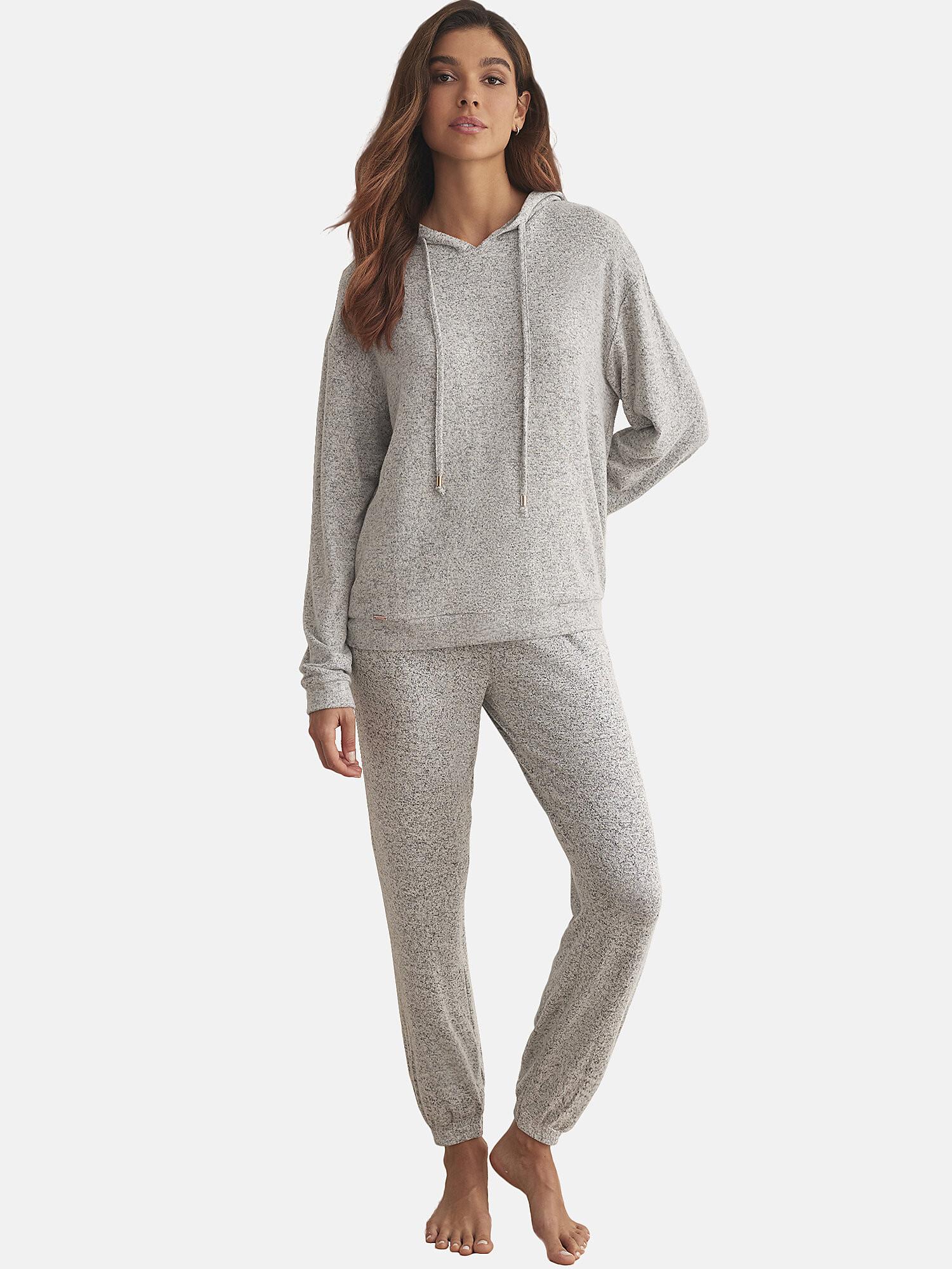 Selmark  Outfit Entspannung und Indoor Pyjama Hose Sweatshirt Kapuze BASIC P82 