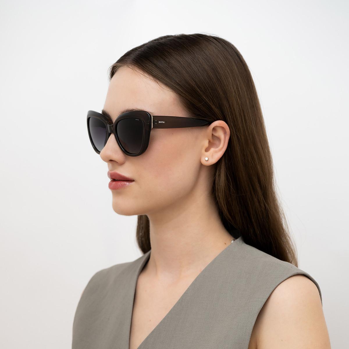 INVU Occhiali da sole polarizzati con custodia  