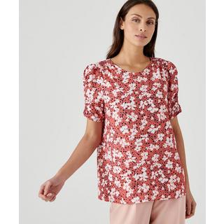 Damart  Blouse manches courtes bouffantes, smocks aux épaules, col rond. 