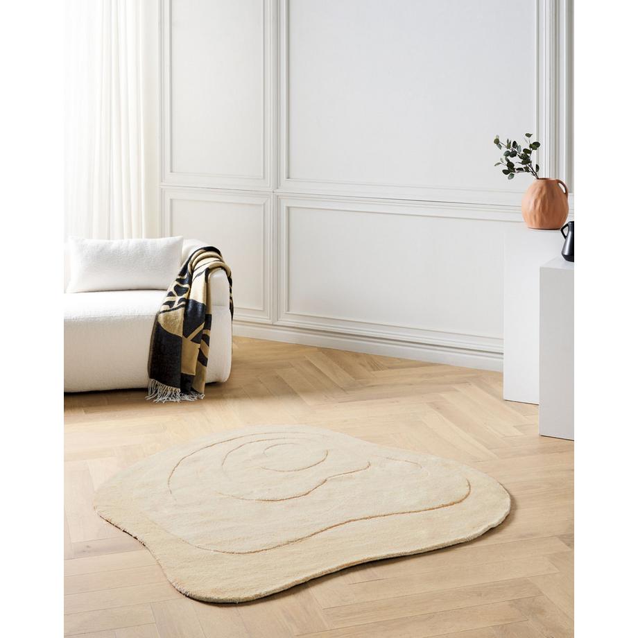 Beliani Tapis en Soie artificielle Minimaliste GORANO  