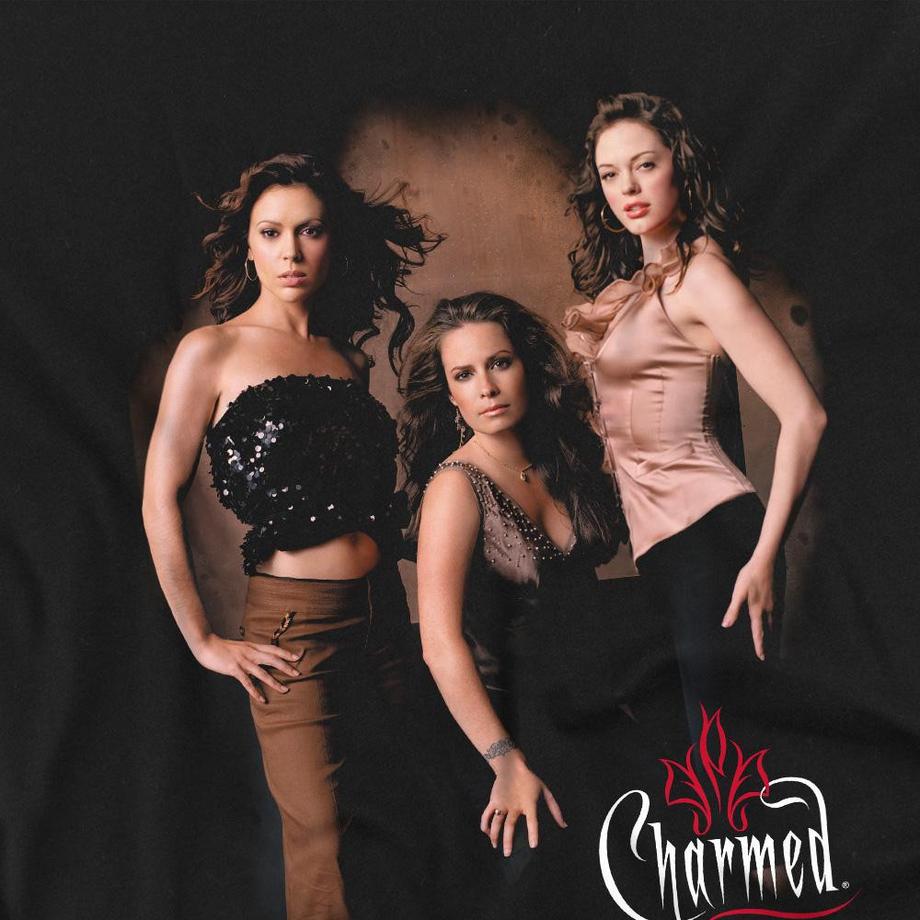 Paramount Pictures T-Shirt Three Hot Witches  