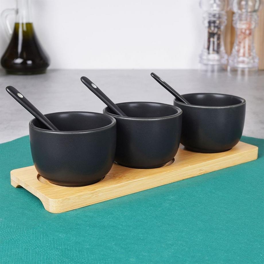 TAVOLA Set di tre ciotole su vassoio in bambù per servire  