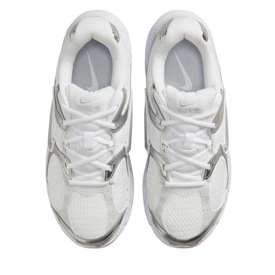 NIKE Baskets V5 Rnr  
