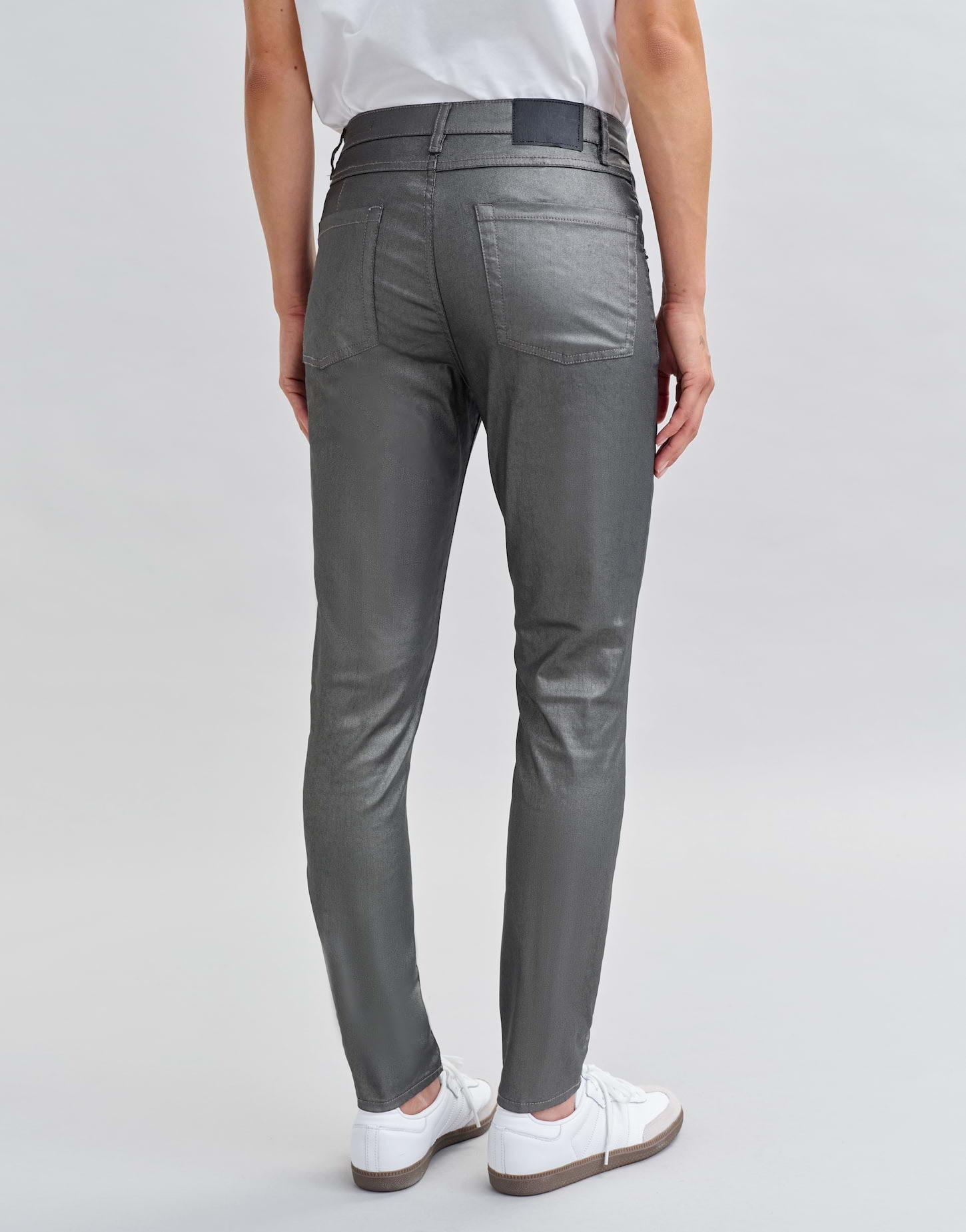 OPUS  Slim Jeans Evita remix 