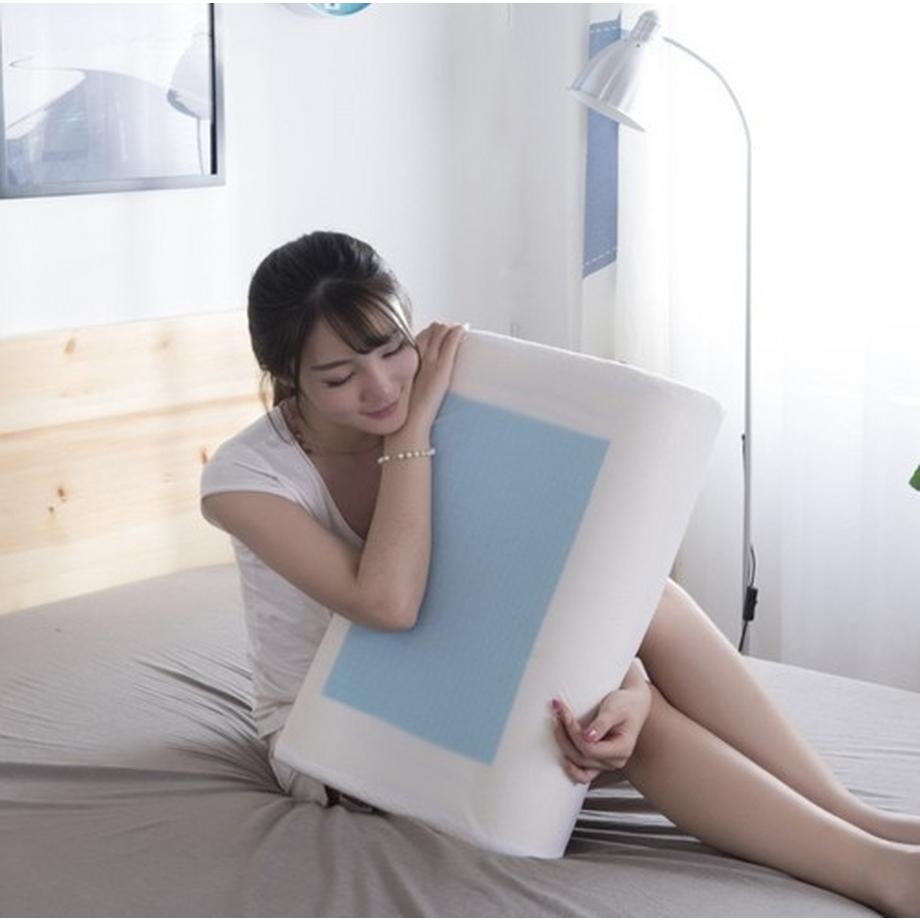 Malatec Cuscino ortopedico con cuscinetto in gel rinfrescante  