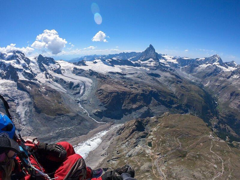 Smartbox  Volo in parapendio bisposto: 40 minuti di emozioni ad alta quota con foto e video ricordo - Cofanetto regalo 