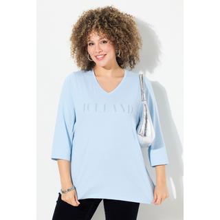 Ulla Popken  T-shirt imprimé. Coupe Classic Fit. Col en V et manches 3/4. 