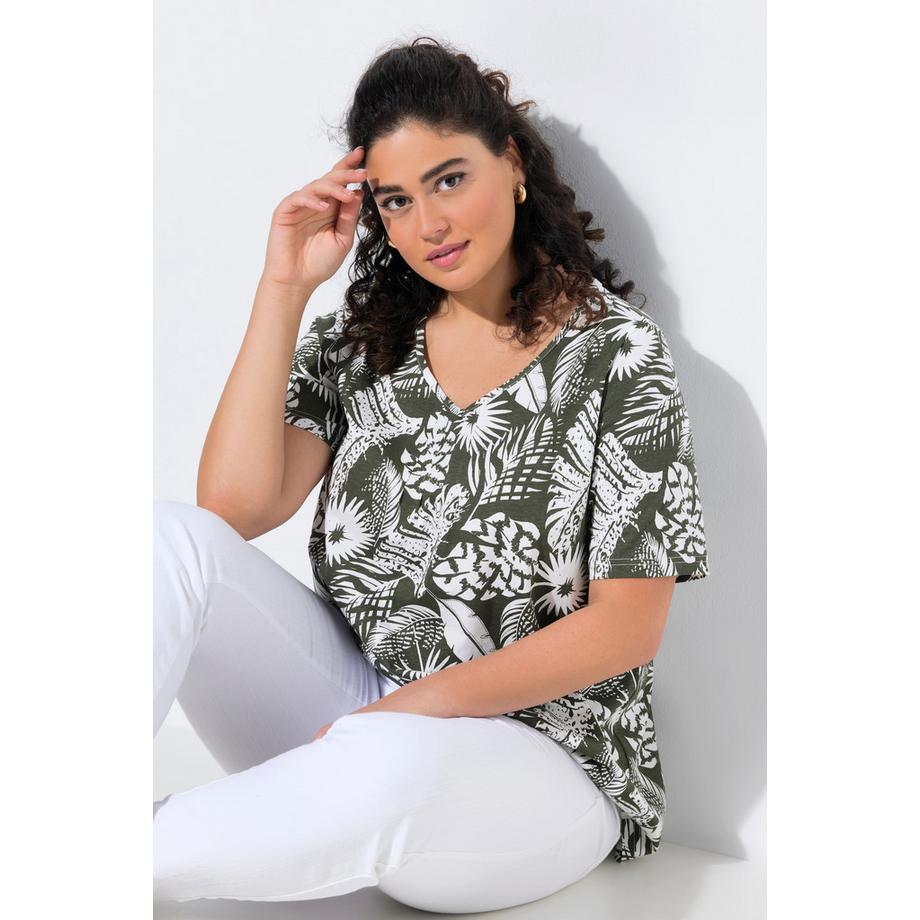 Ulla Popken Motif de plumes Coupe évasée Col V Manches courtes T-shirt  