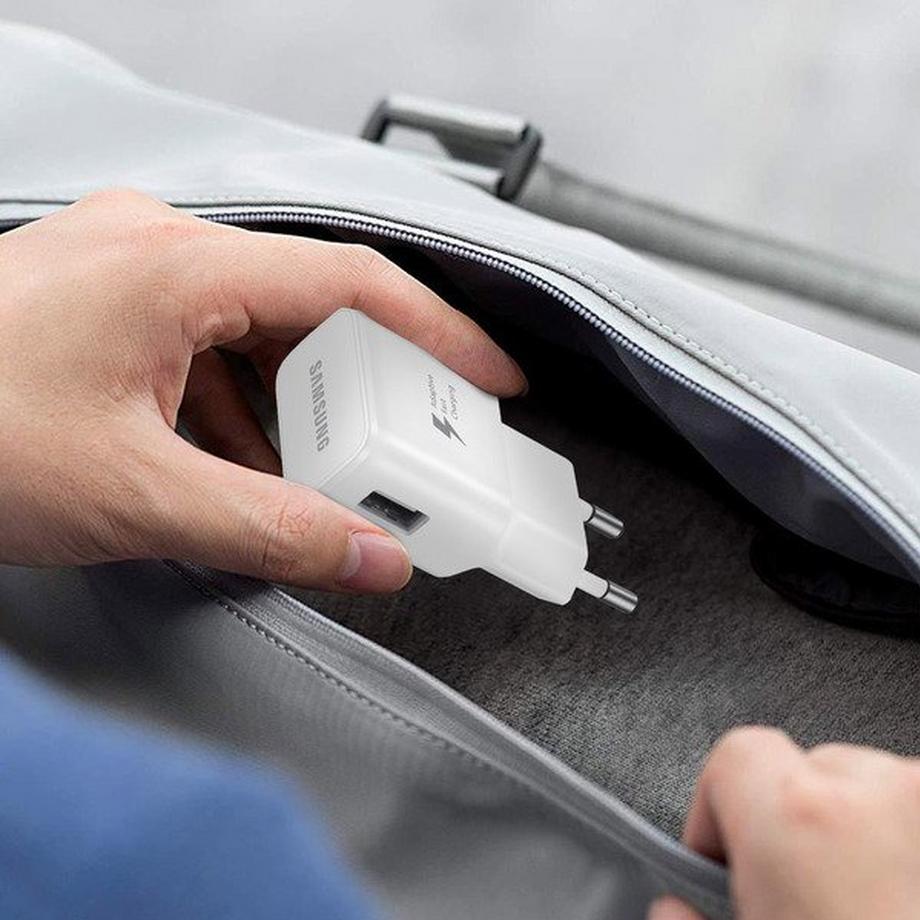 SAMSUNG  Chargeur Samsung USB 15W - Blanc 