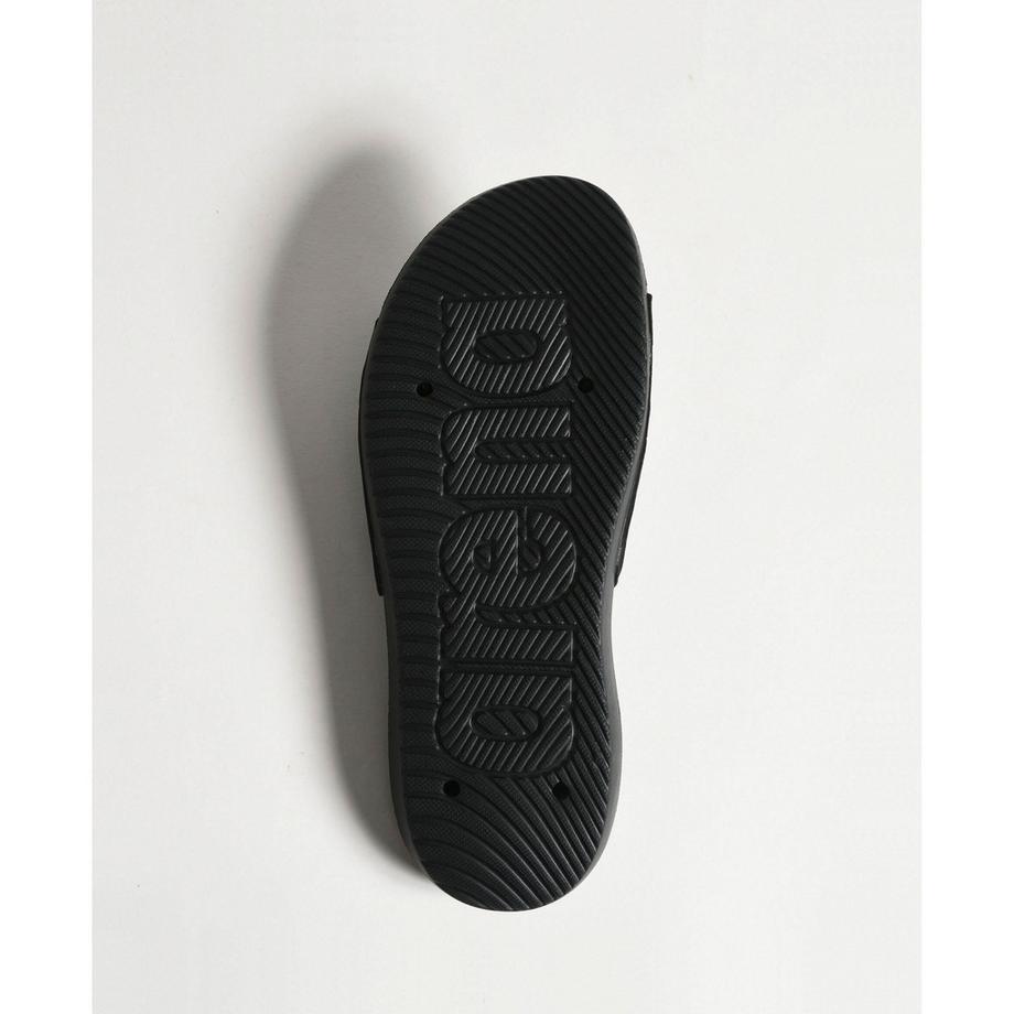 arena Nina Slides  