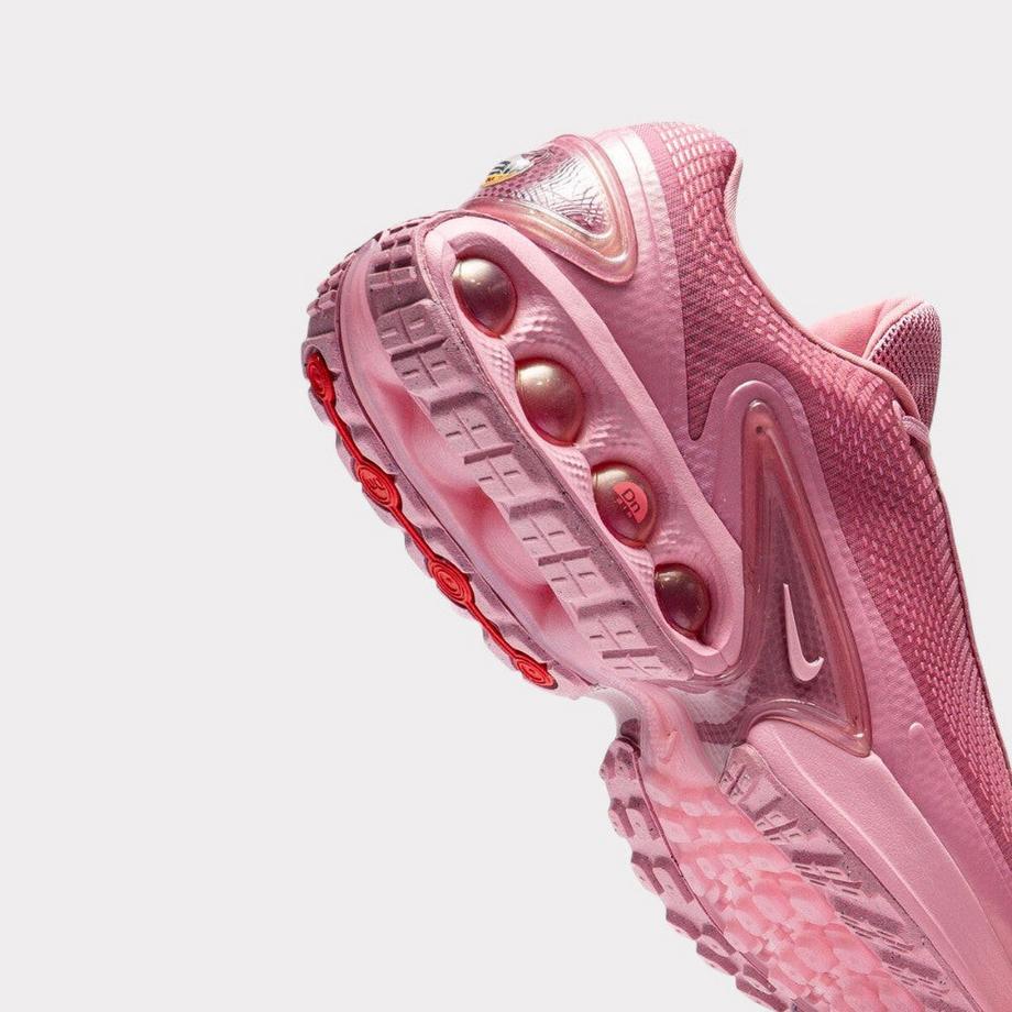 NIKE  Air Max Dn 