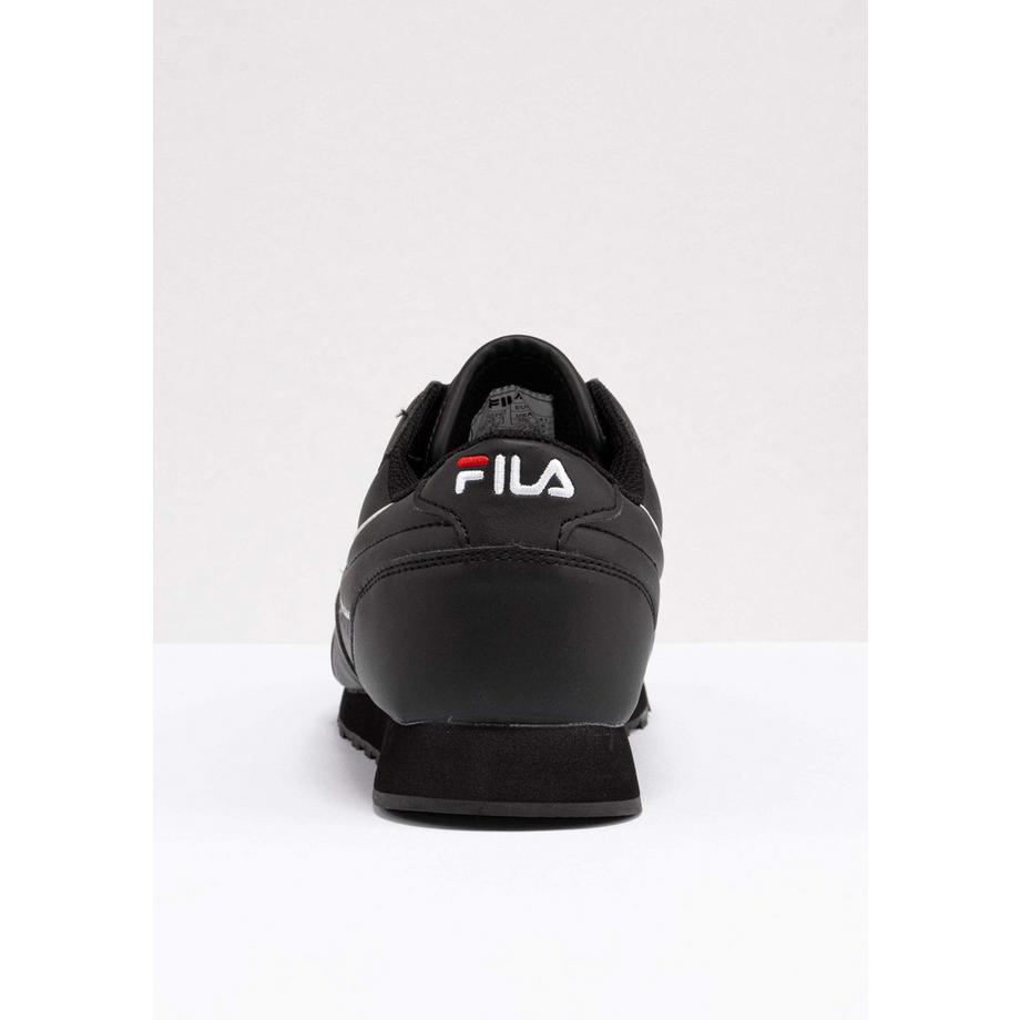 FILA Low Top Sneaker  