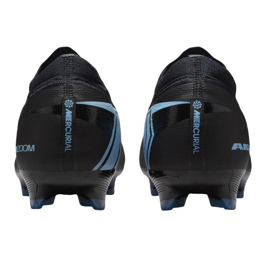 NIKE Zoom Vapor 16 Chaussures de Football pour Terrain Artificiel  