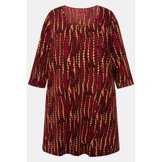 Ulla Popken  T-shirt long, imprimé batik. Col rond et manches 3/4 