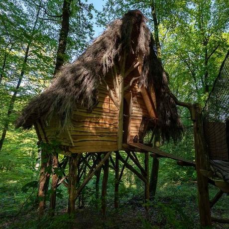 Geschenkidee  1 nuit romantique et insolite dans les arbres dans la cabane Rêves des Fées (pour 2 personnes) 