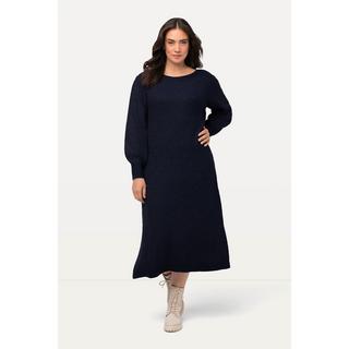 Ulla Popken  Robe midi en maille à col bateau et manches longues. Ligne en A. 