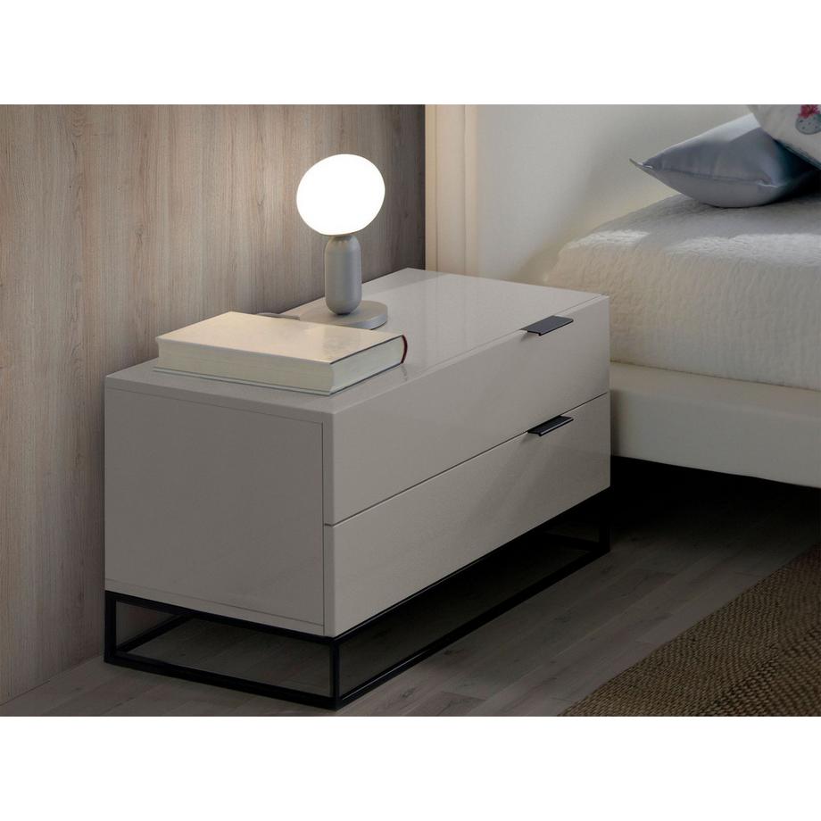 ANGEL CERDA Nachttisch ausem Holz undem Stahl  