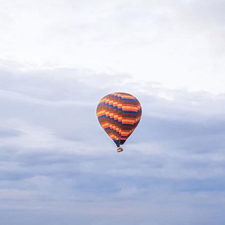 Geschenkidee  Vol privé en montgolfière à Gstaad (pour 2 personnes) 