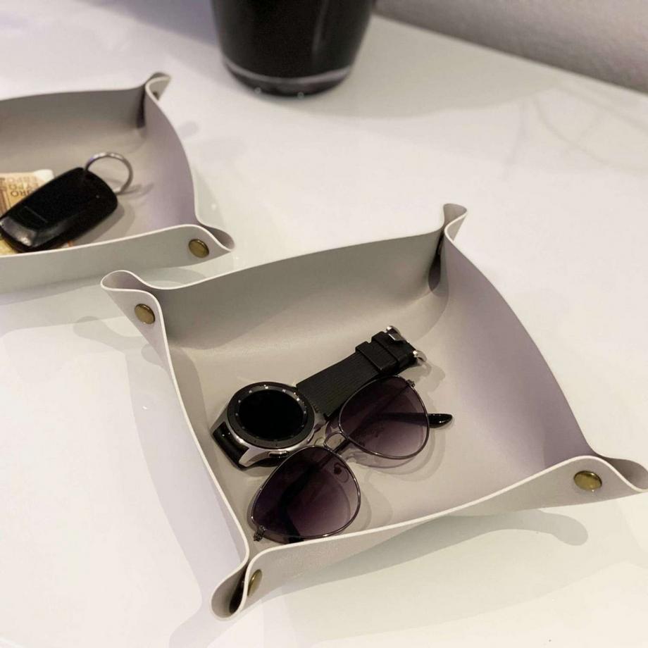 Intirilife 2x Taschenleerer aus Kunstleder in Grau  