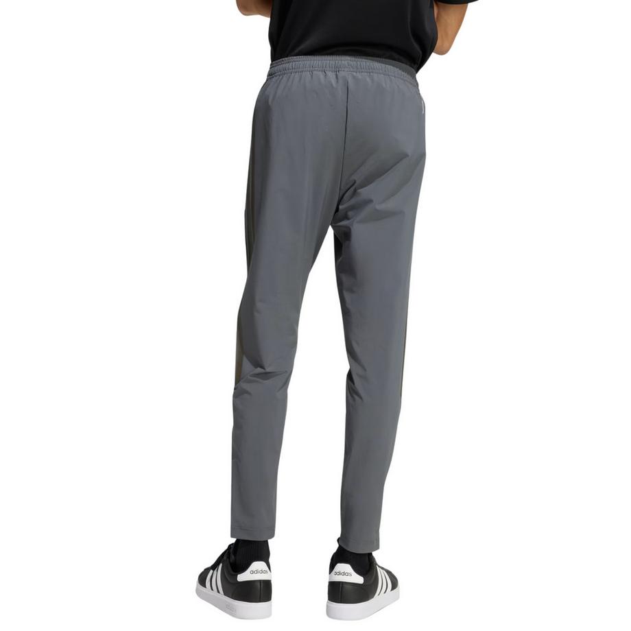 adidas  Pantalon de survêtet HOUSE OF TIRO 