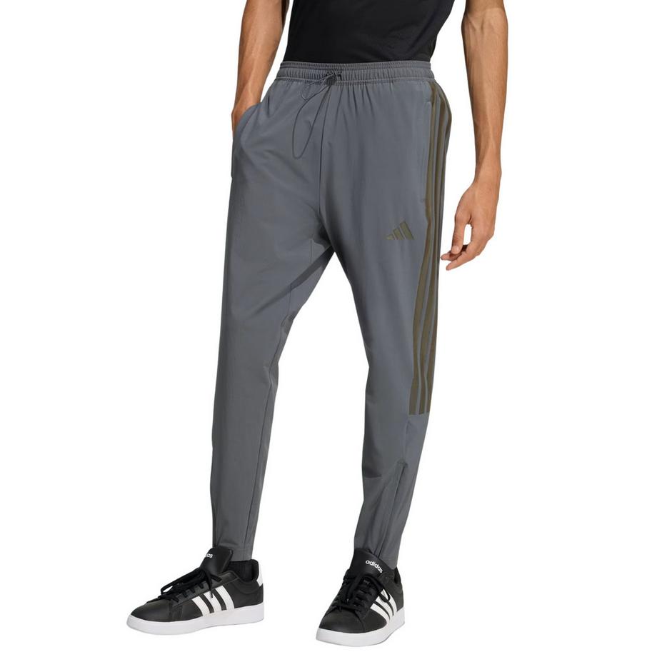adidas  Pantalon de survêtet HOUSE OF TIRO 