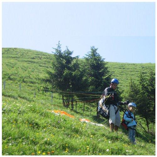 Geschenkidee  Vol Ikarus en parapente biplace dans la région de la Gruyère (pour 1 personne) 