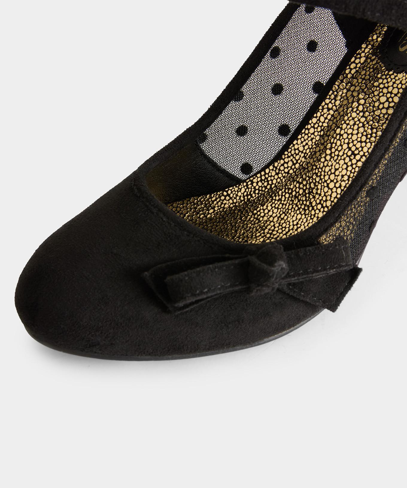 Joe Browns  Mary-Jane-Schuhe mit Herz-Detail 