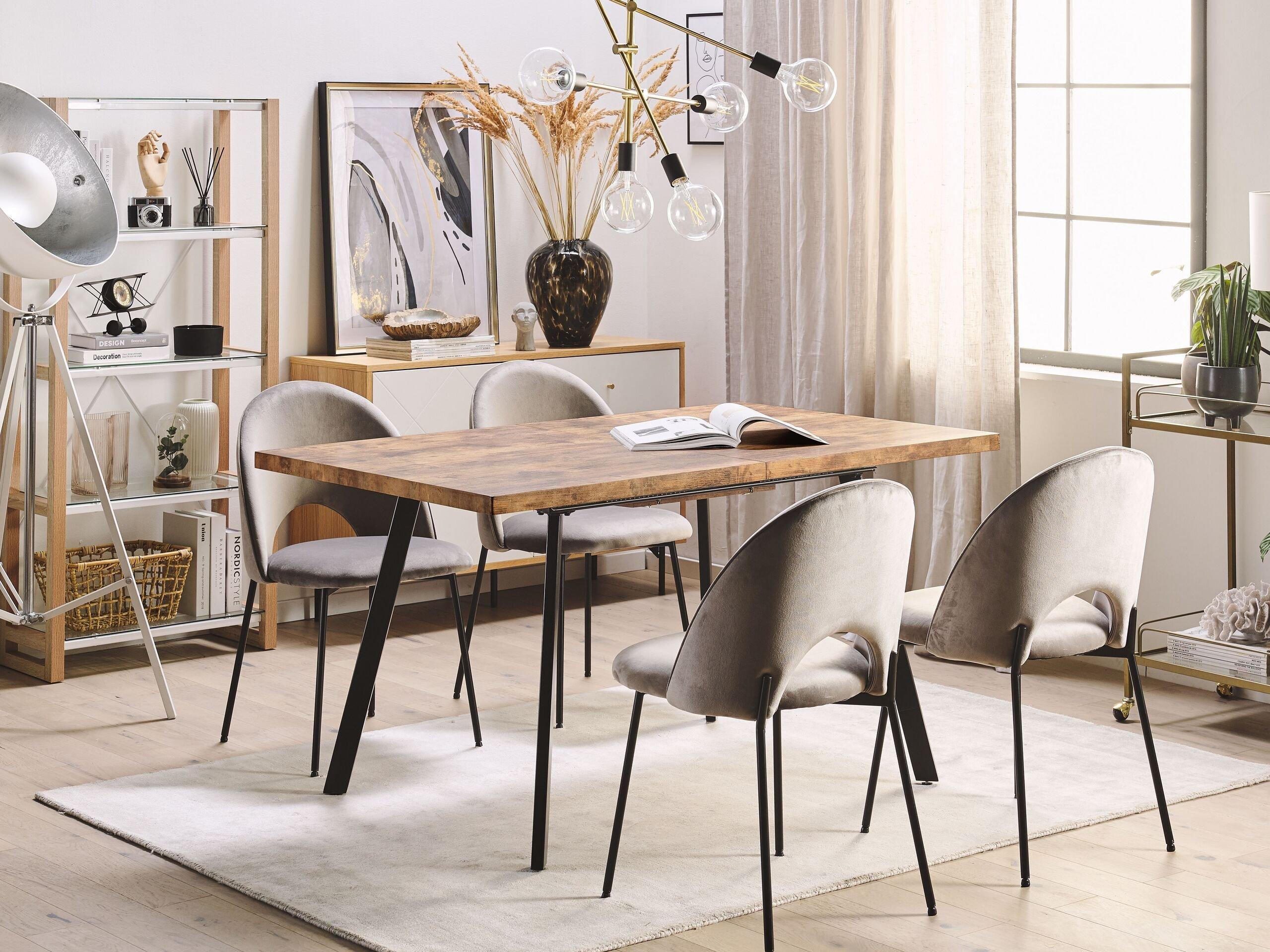 Beliani Table de repas en MDF Traditionnel HARLOW  