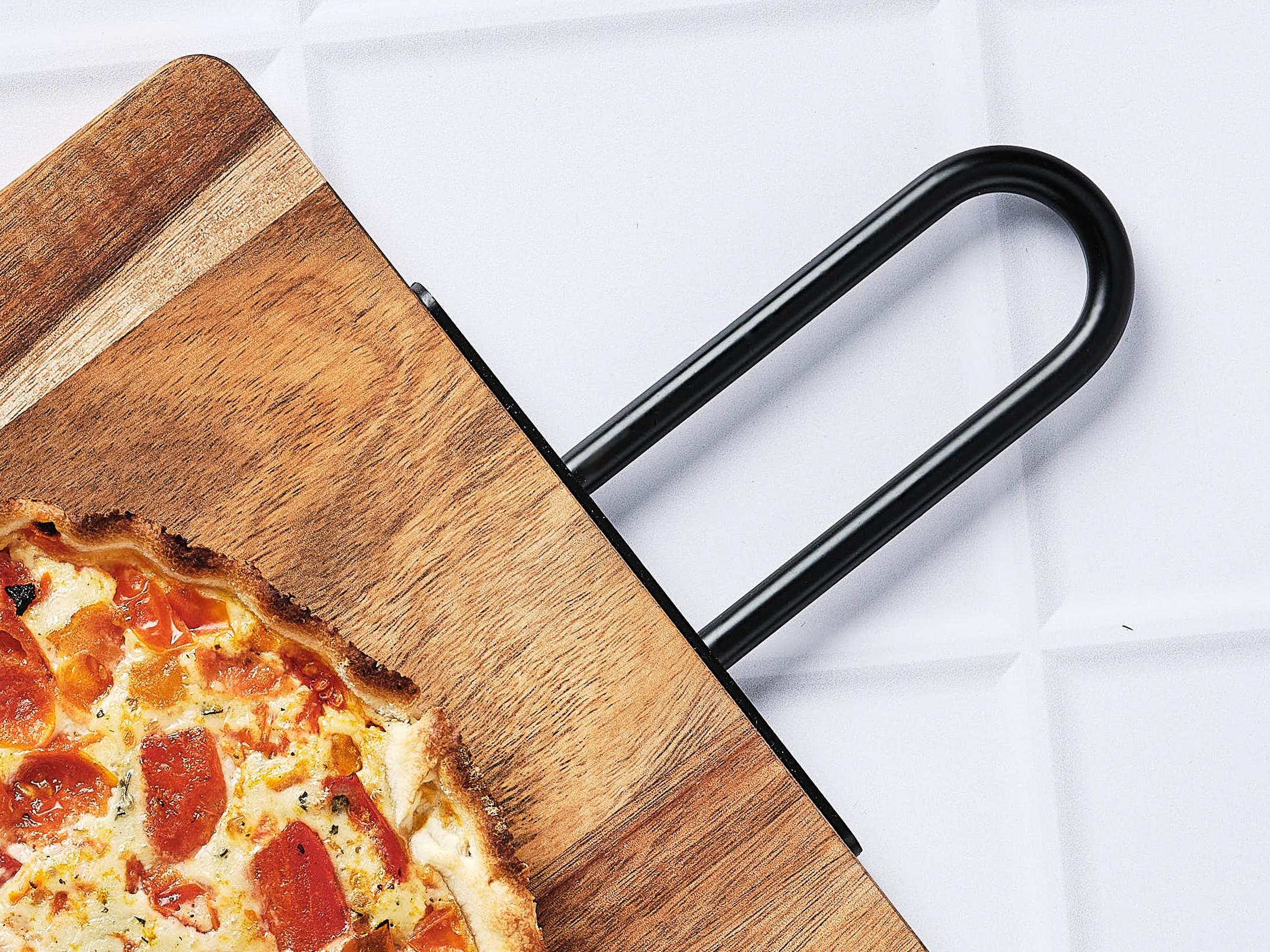 BJÖRN Schneidebrett aus Akazienholz STINE - 33 x 23 cm  