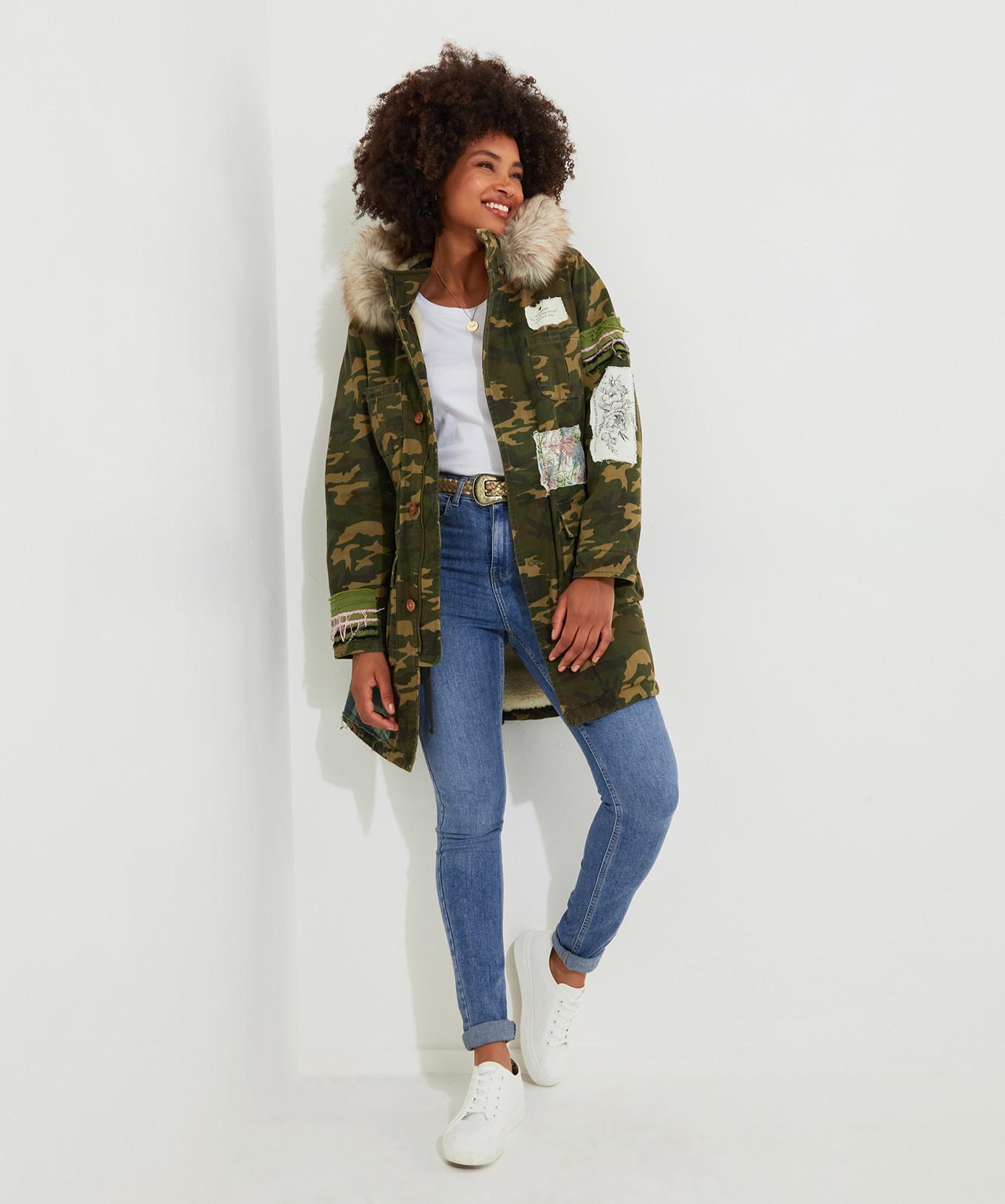 Joe Browns  Boutique Bestickter Camouflage-Parka mit Kapuze 