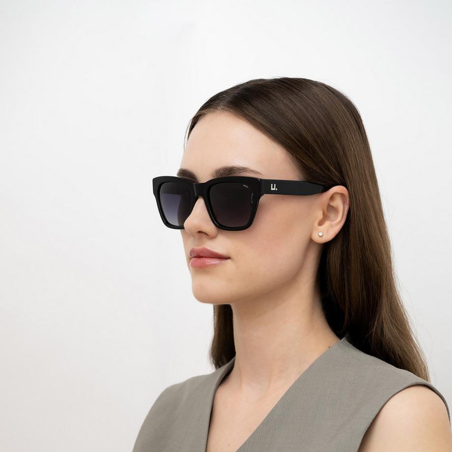 INVU Occhiali da sole polarizzati con custodia  