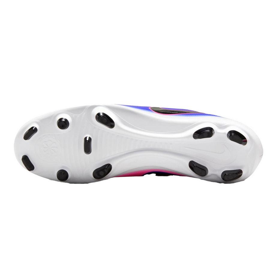 NIKE Chaussures de foot terrain ferme Tiempo Maestro Club  
