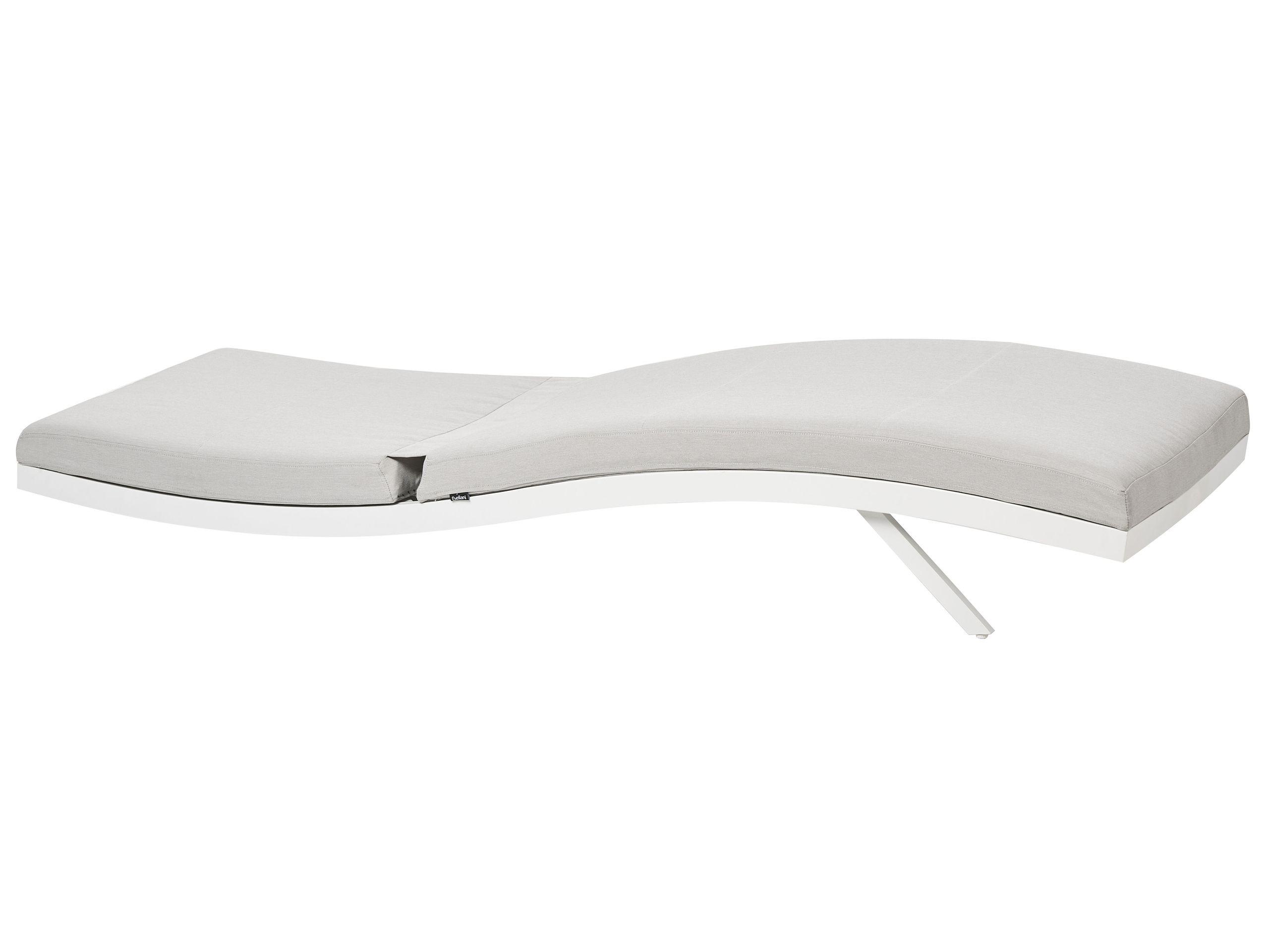 Beliani Transat avec coussin en Aluminium Moderne AMELIA  