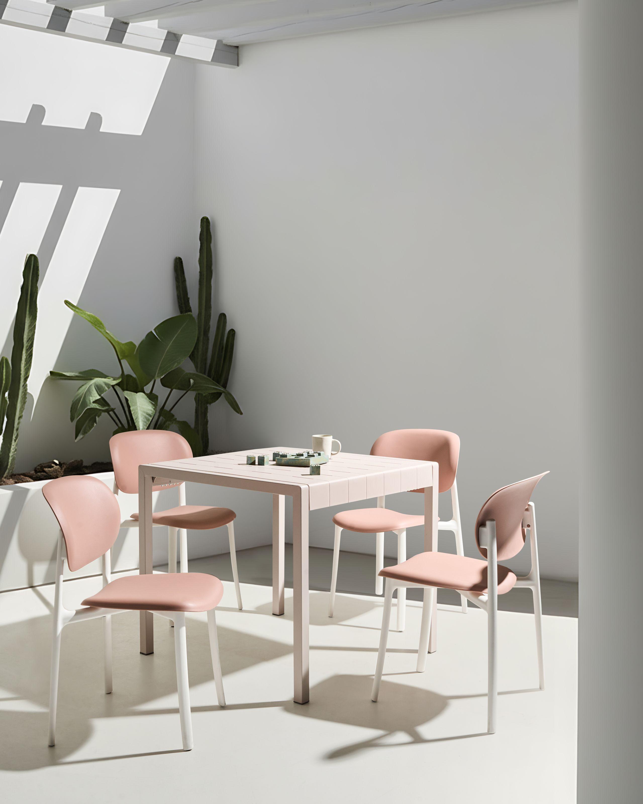 Beliani Set di 4 sedie da giardino en Polipropilene Minimalista MUSANO  