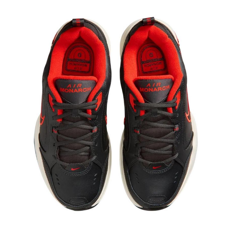 NIKE Monarch Iv Sneaker  