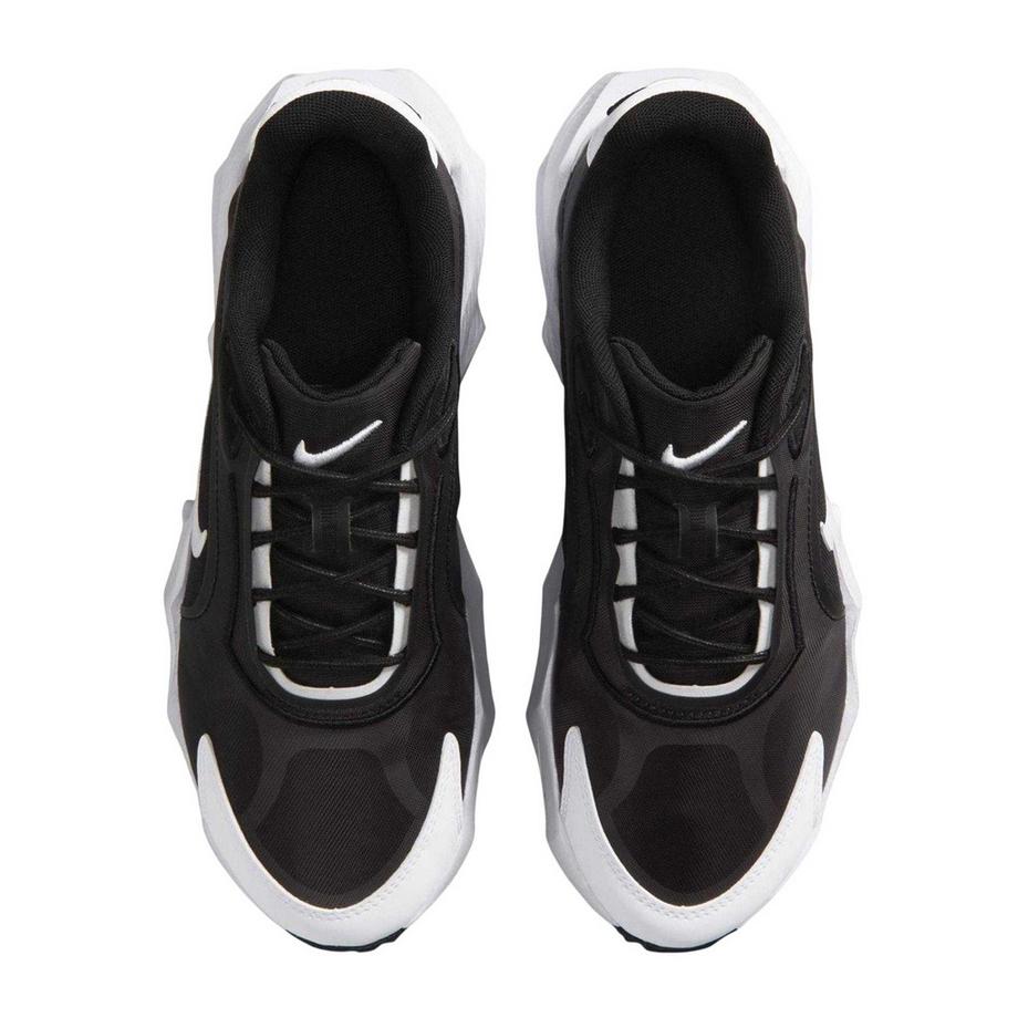 NIKE Baskets Aura Edge Maille  