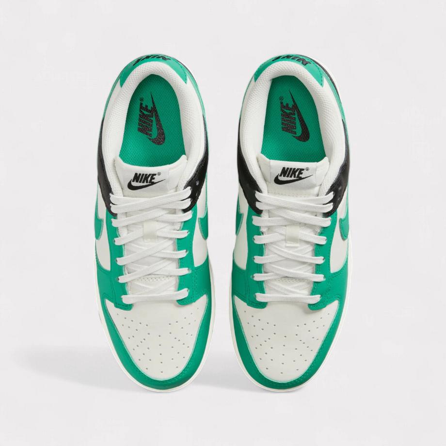 NIKE Dunk Low Sneakers  