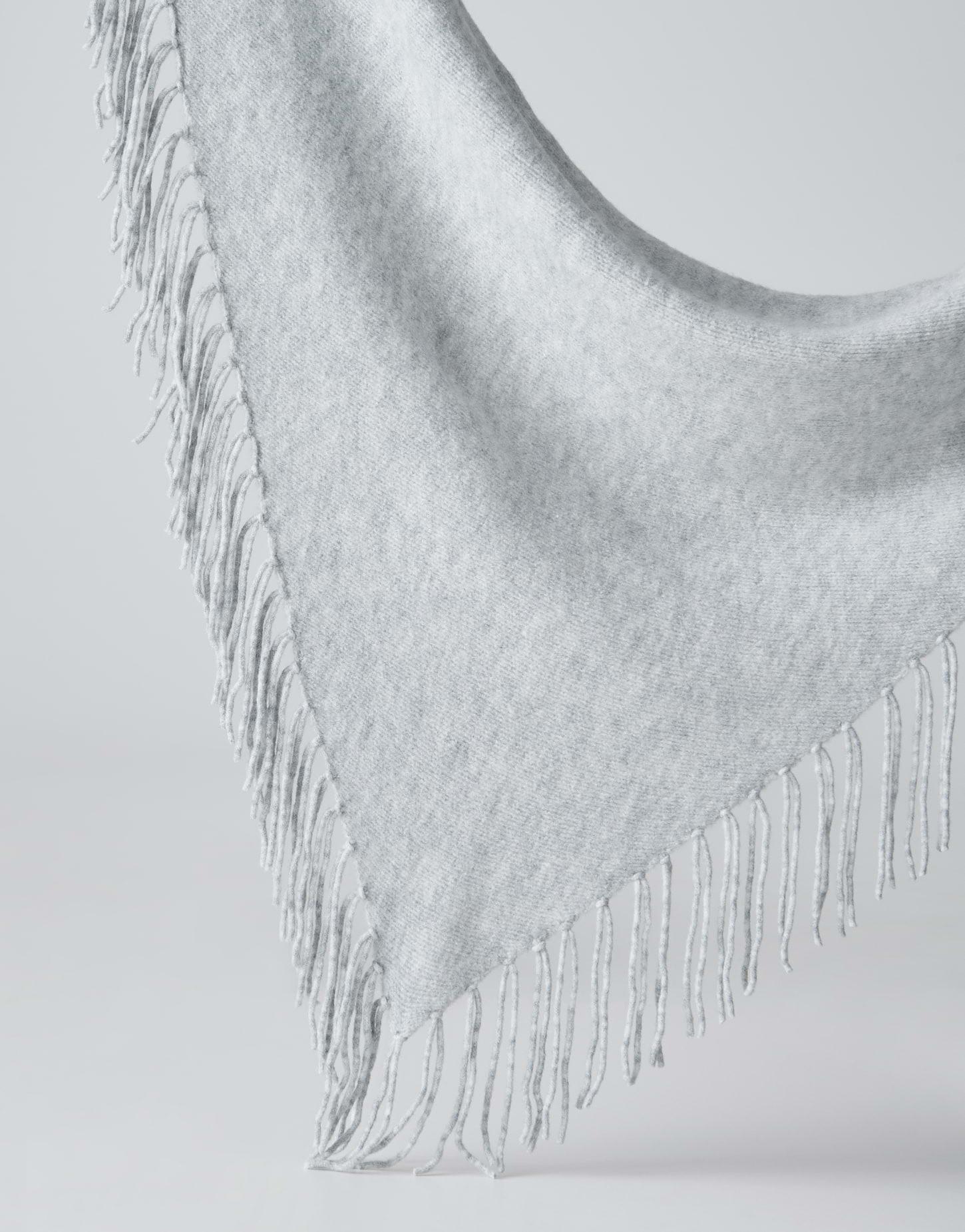 OPUS  Schal Awaro scarf 