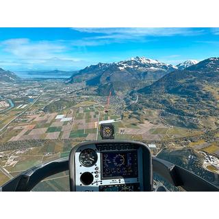 Smartbox  Un volo in elicottero di 30 minuti con pilota privato tra le splendide montagne svizzere - Cofanetto regalo 